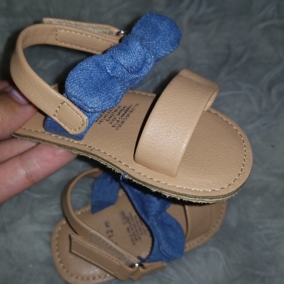Gap Sandals - Picture 4 of 4
